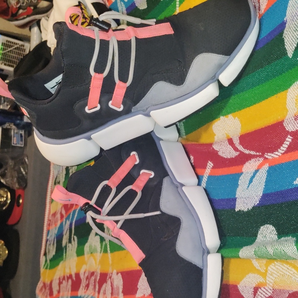 NikeLab Pocketknife DM (Black Hot Punch).